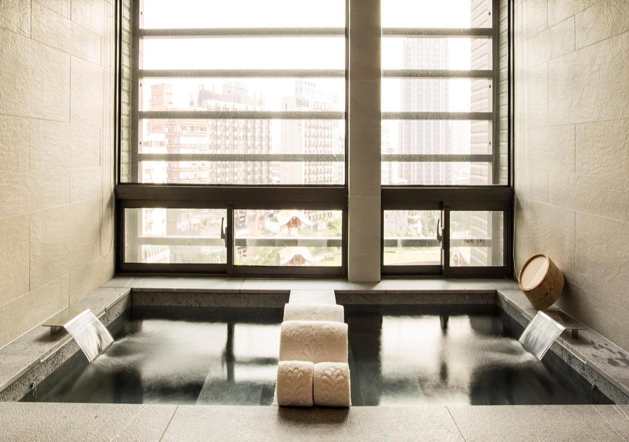 Hotel Royal Beitou Taipei Bagian luar foto