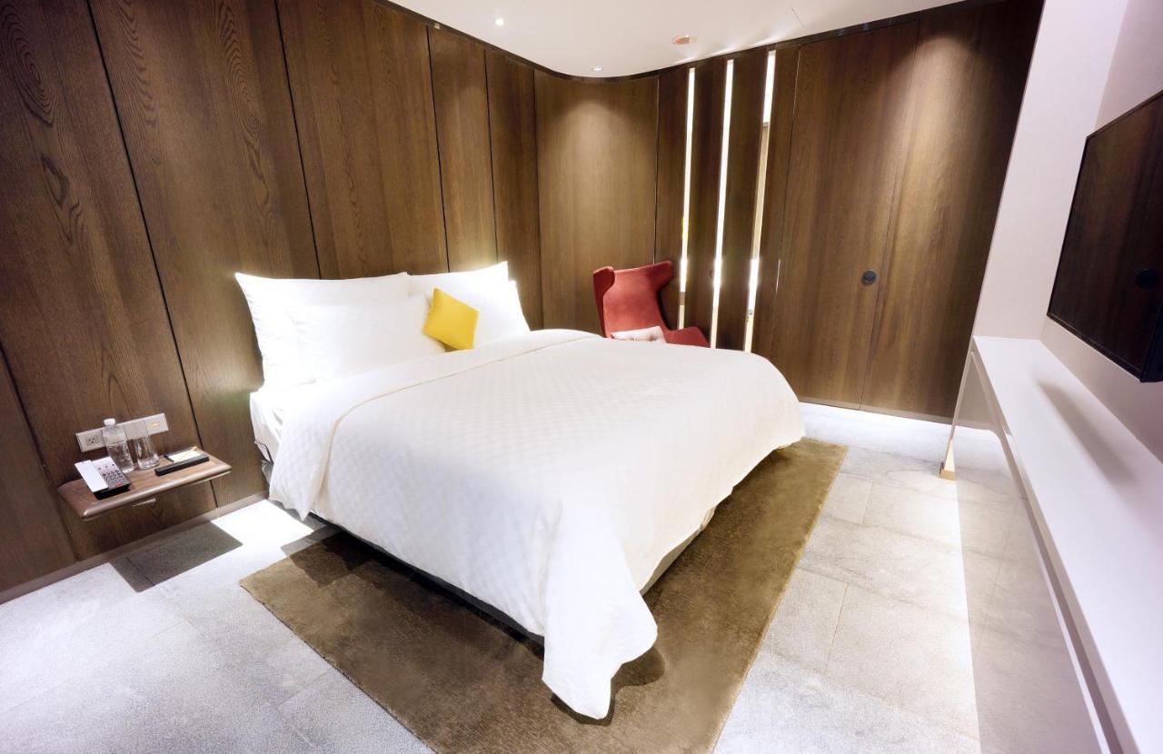 Hotel Royal Beitou Taipei Bagian luar foto